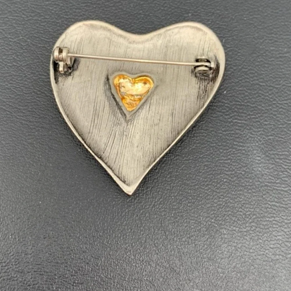 Vintage antiqued silver tone heart brooch
